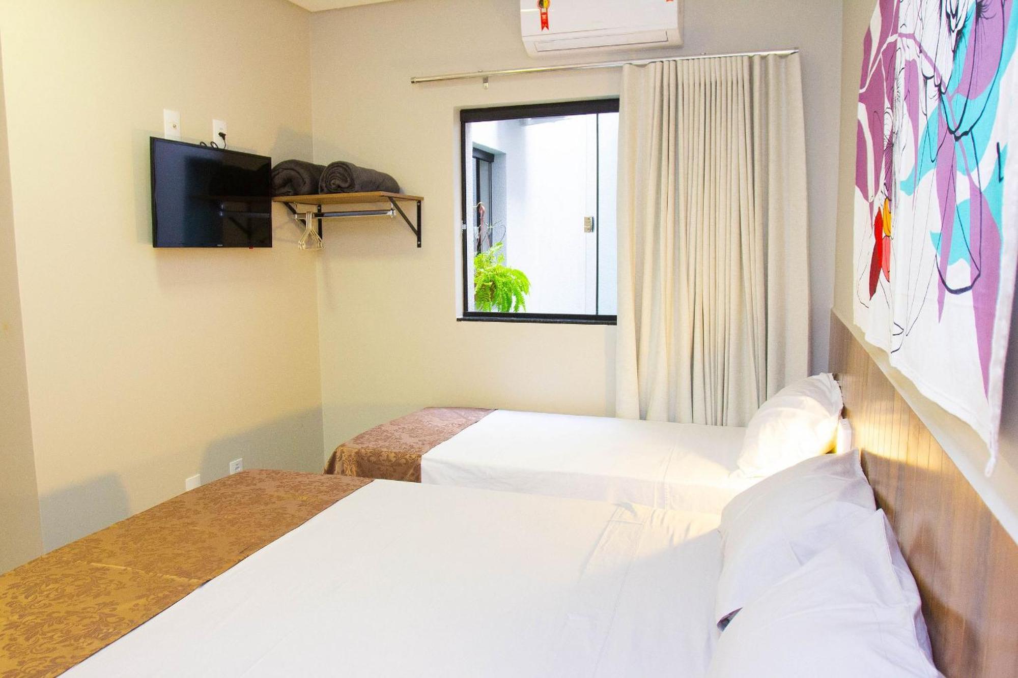 Fiori Suites กัวยาเนีย ภายนอก รูปภาพ